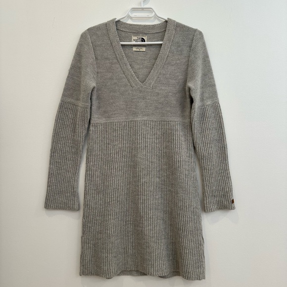 The North Face alpaca/wool blend sweater dress - Picture 1 of 8